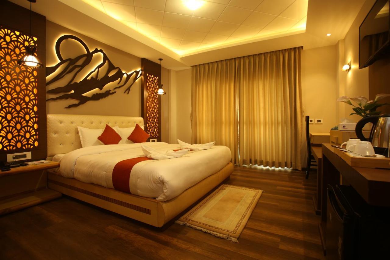 Hotel White Himal Ποκάρα Εξωτερικό φωτογραφία