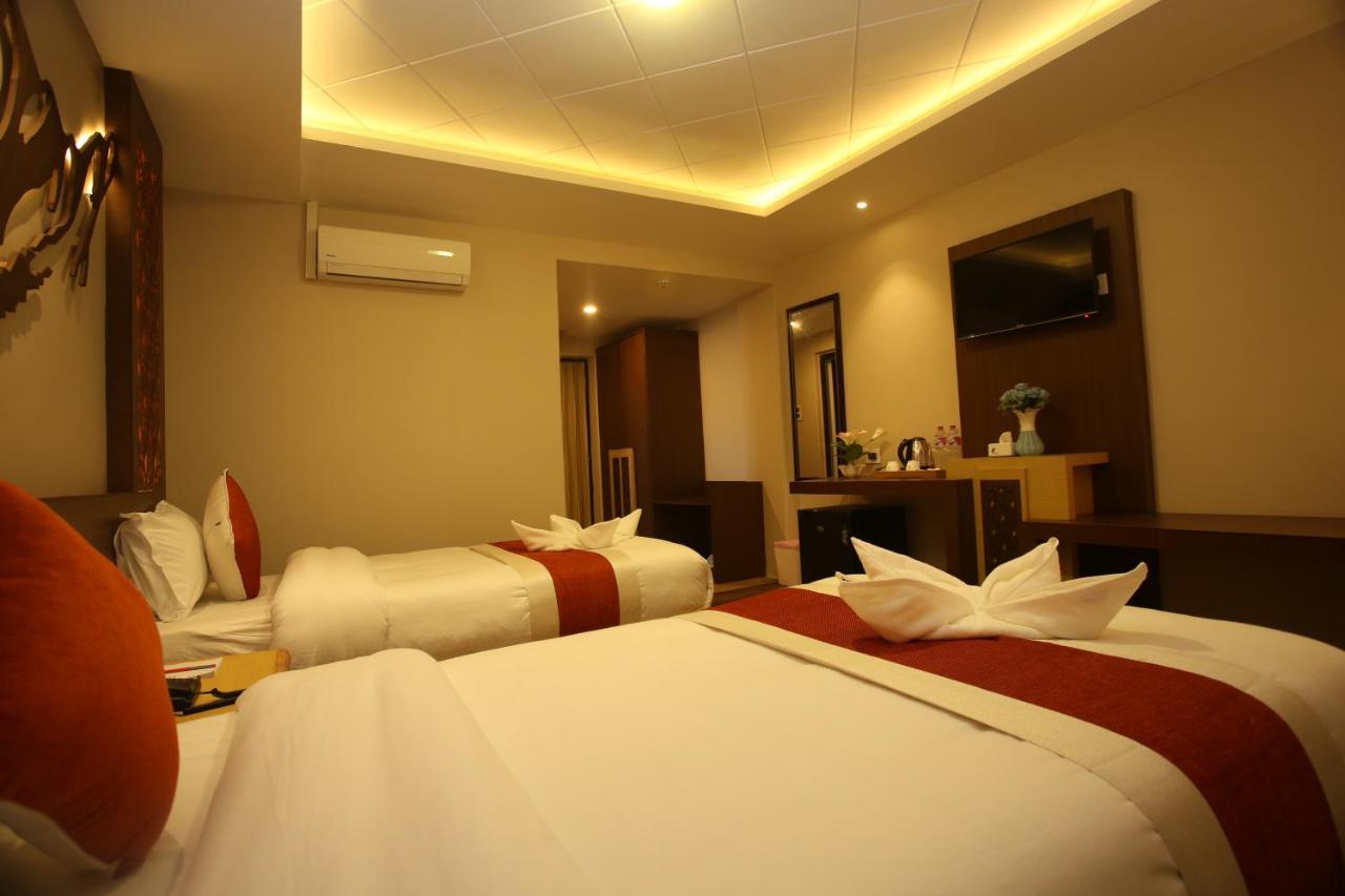 Hotel White Himal Ποκάρα Εξωτερικό φωτογραφία