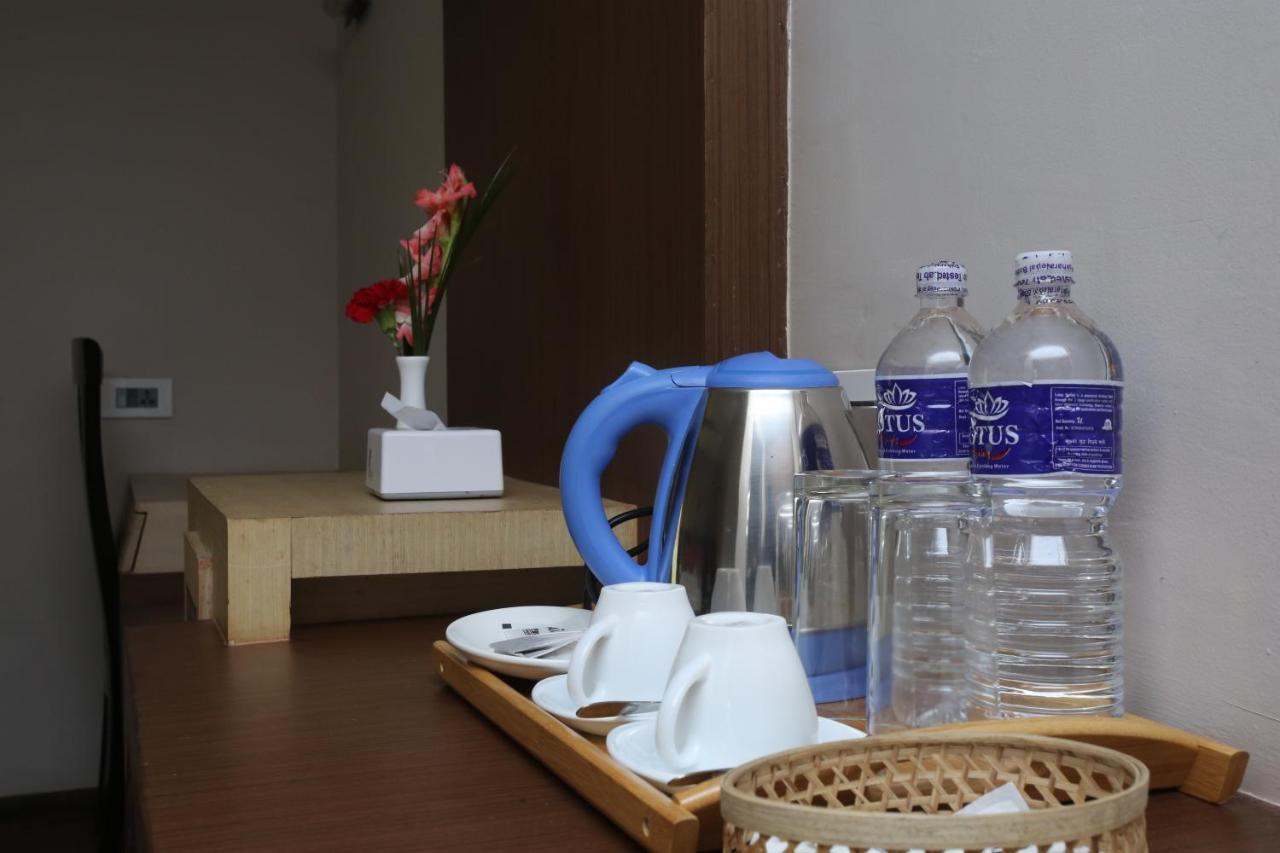 Hotel White Himal Ποκάρα Εξωτερικό φωτογραφία