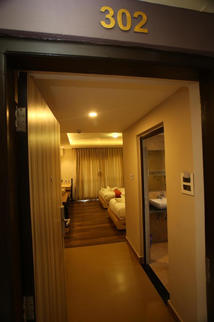 Hotel White Himal Ποκάρα Εξωτερικό φωτογραφία