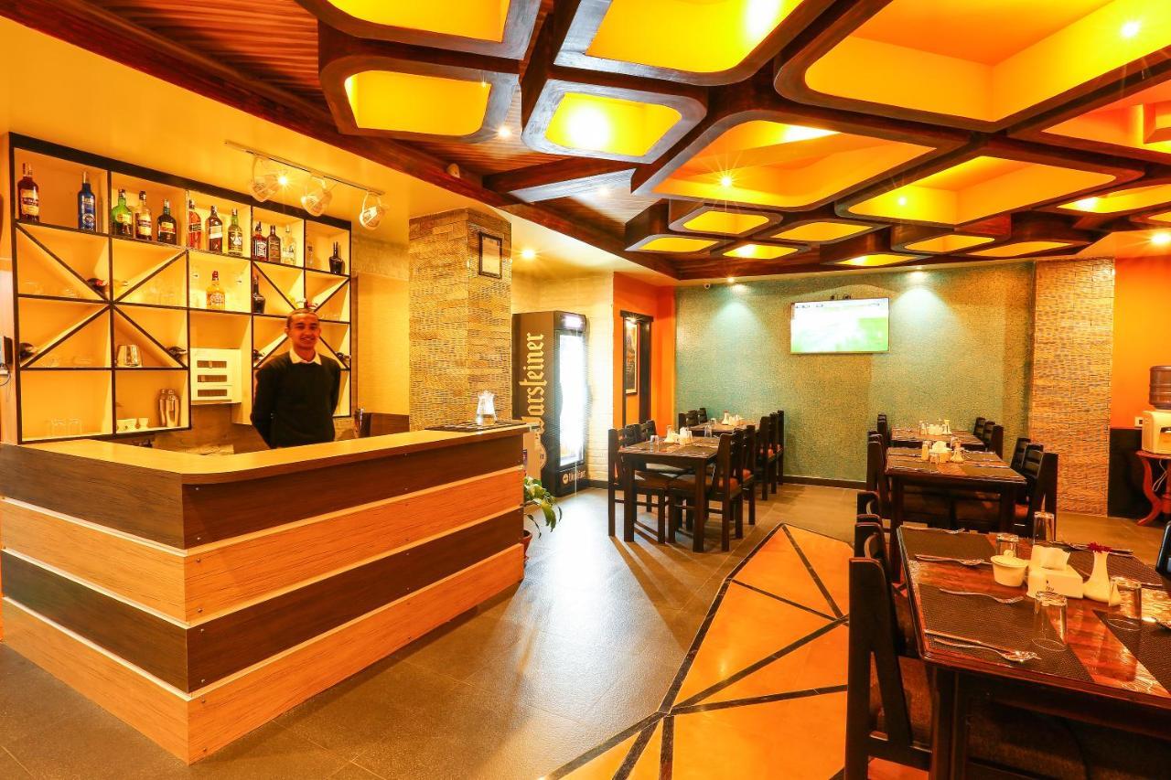 Hotel White Himal Ποκάρα Εξωτερικό φωτογραφία